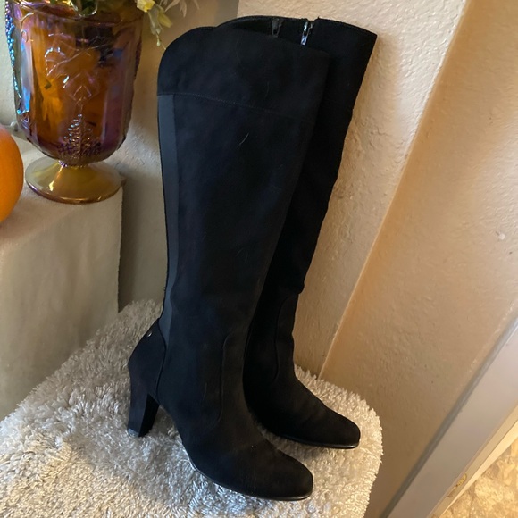 Black boots Womens size 10 - Picture 3 of 14